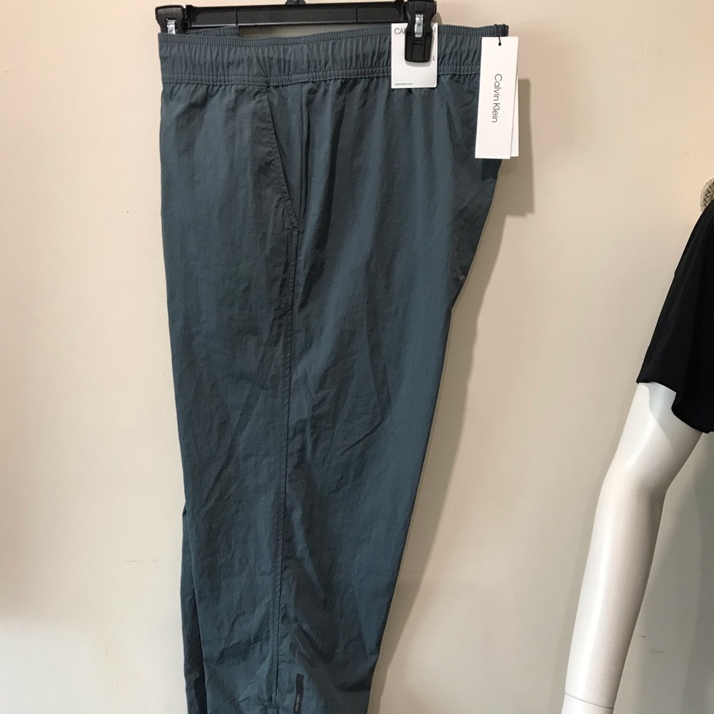 Men’s Calvin Klein core plus pant/dark slate/size Large/nwt